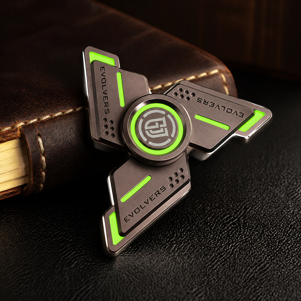 EVOLVERS Metal Fidget Spinner – Tri-Arm EDC, Glow-in-the-Dark, 120g