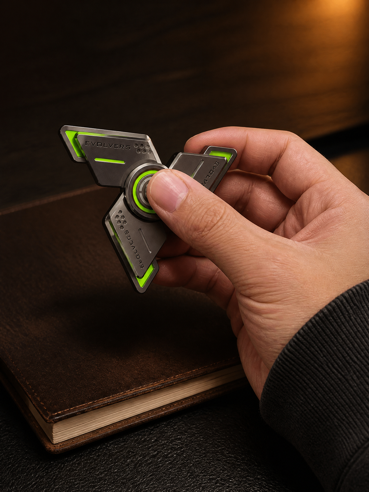 EVOLVERS Metal Fidget Spinner – Tri-Arm EDC, Glow-in-the-Dark, 120g