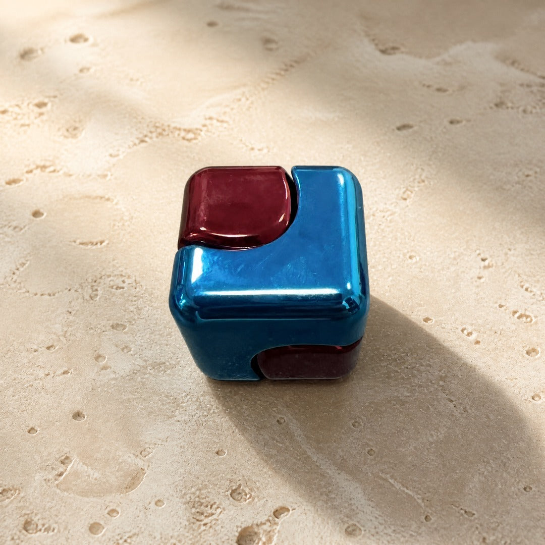 Metal fidget cube interlocking social media square