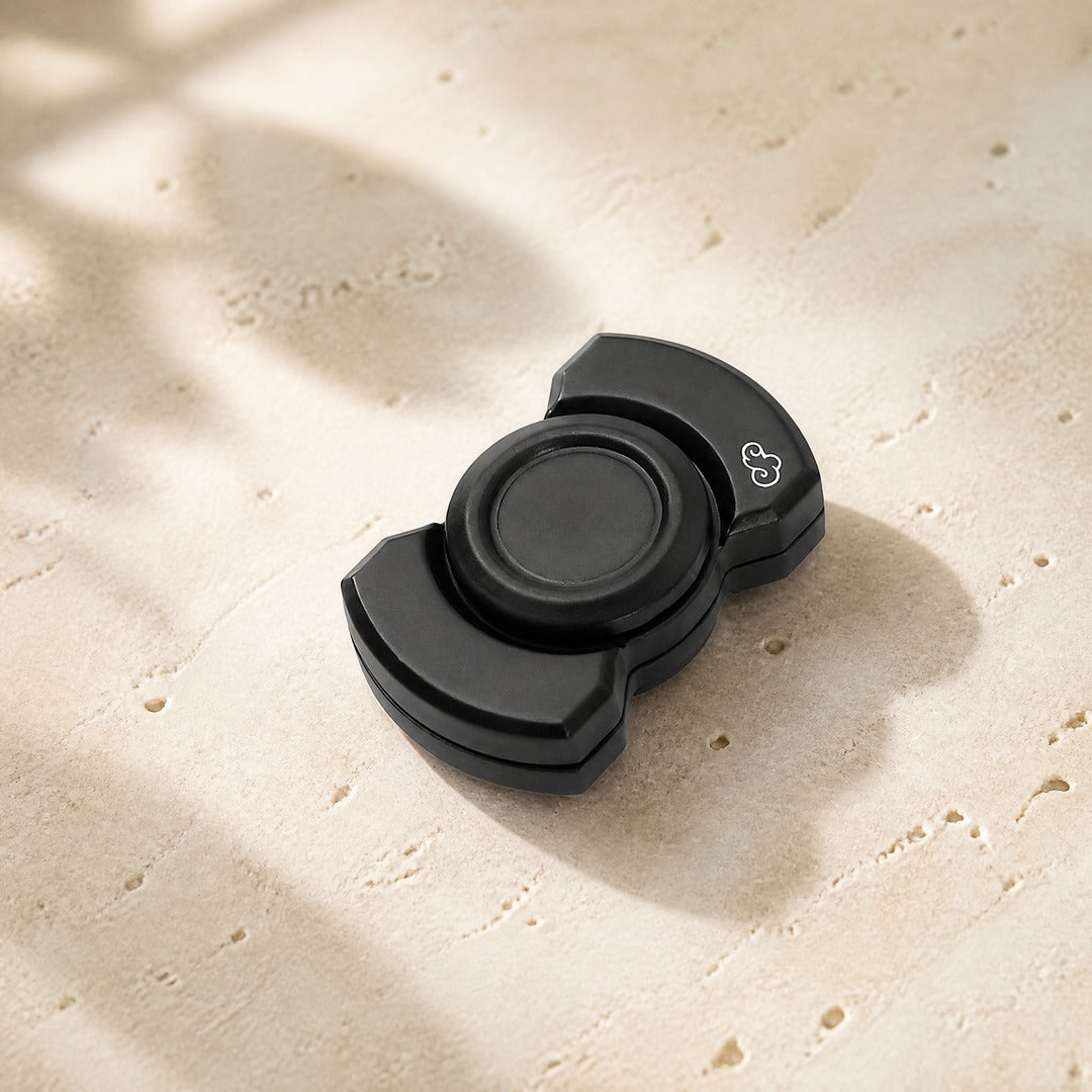 Bar fidget spinner social media square